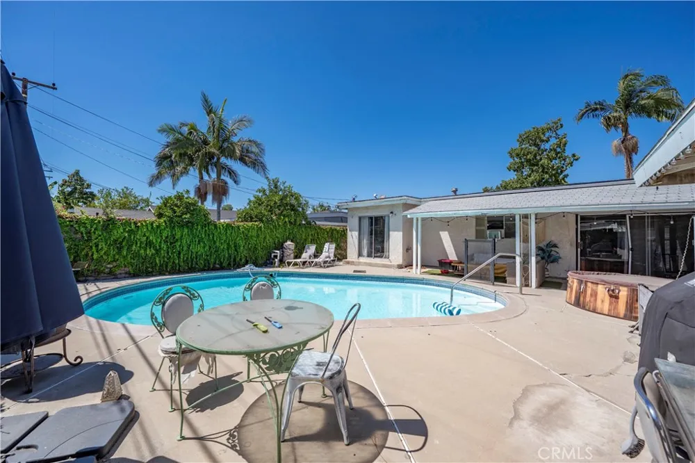 15438 Fernview Street Whittier, CA 90604