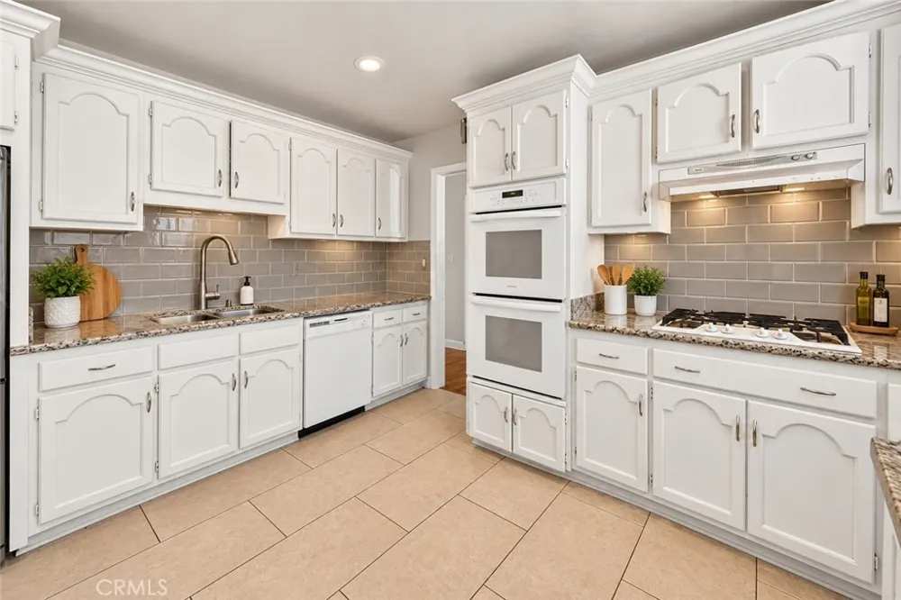 15438 Fernview Street Whittier, CA 90604