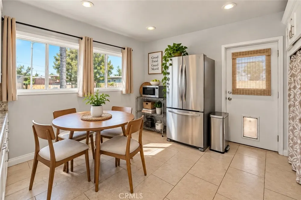 15438 Fernview Street Whittier, CA 90604