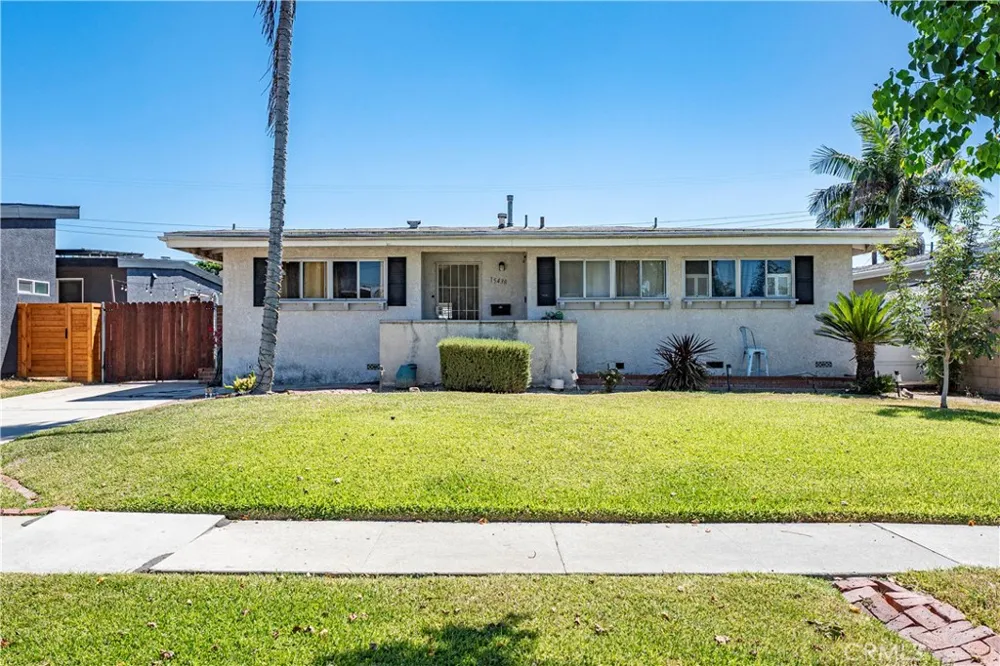 15438 Fernview Street Whittier, CA 90604