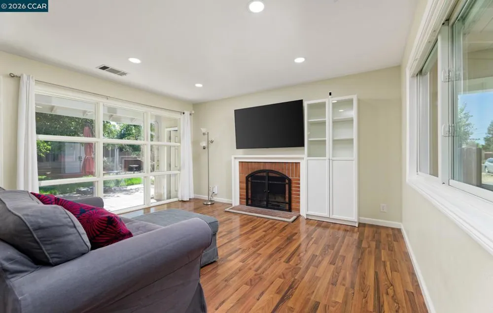 3230 Stanley Ct Concord, CA 94519