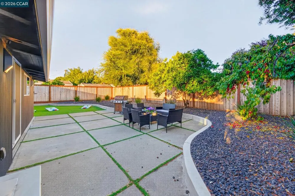 3360 Esperanza Dr Concord, CA 94519