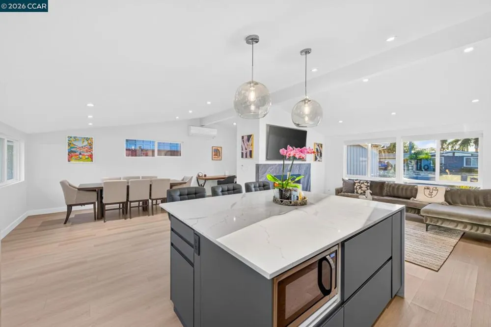 3360 Esperanza Dr Concord, CA 94519