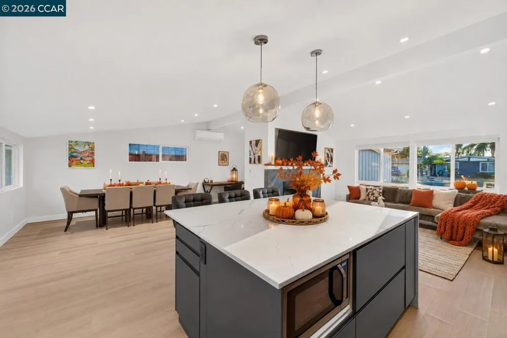 3360 Esperanza Dr Concord, CA 94519