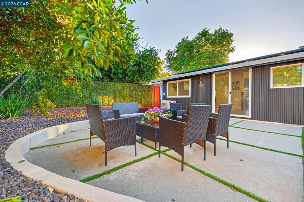 3360 Esperanza Dr Concord, CA 94519