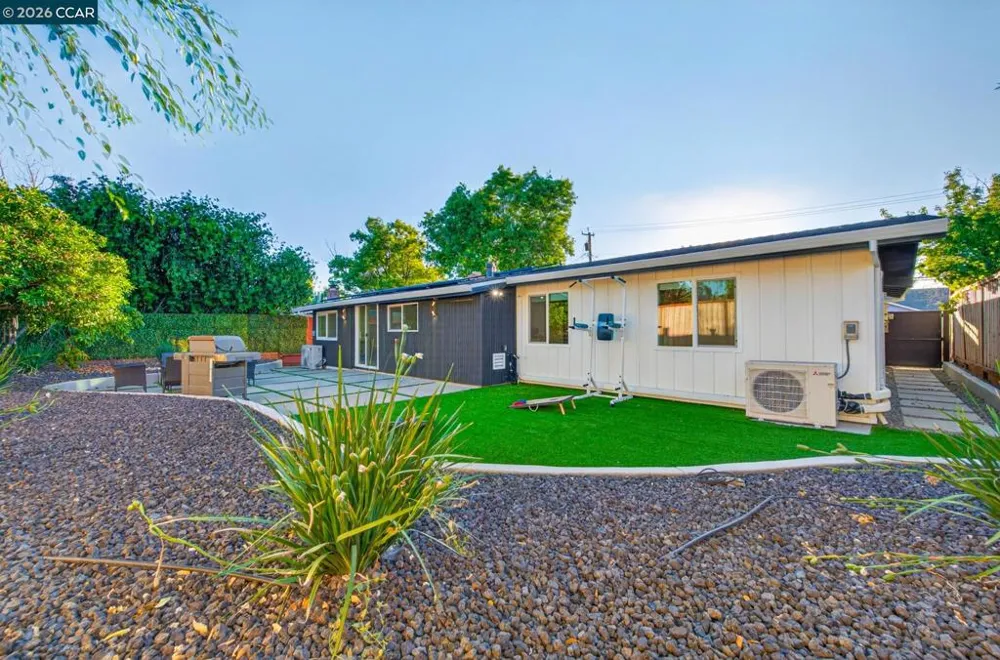 3360 Esperanza Dr Concord, CA 94519