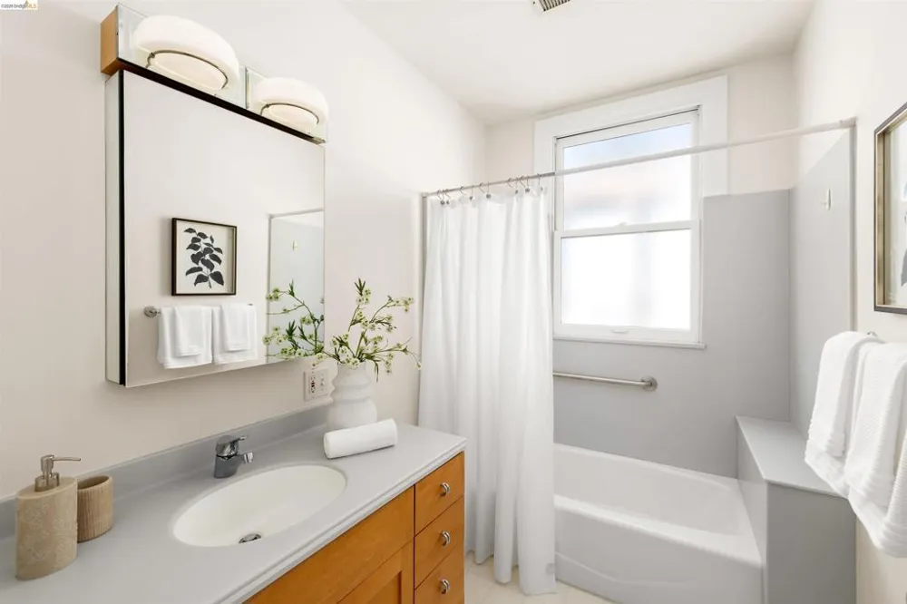 2024 Cedar St Berkeley, CA 94709