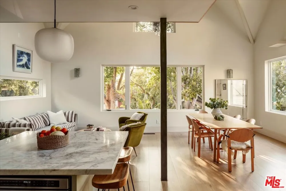 1000 Myra Avenue Los Angeles, CA 90029