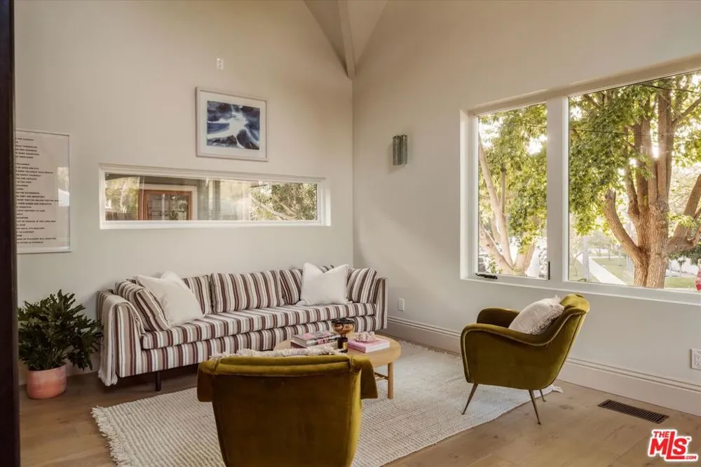 1000 Myra Avenue Los Angeles, CA 90029