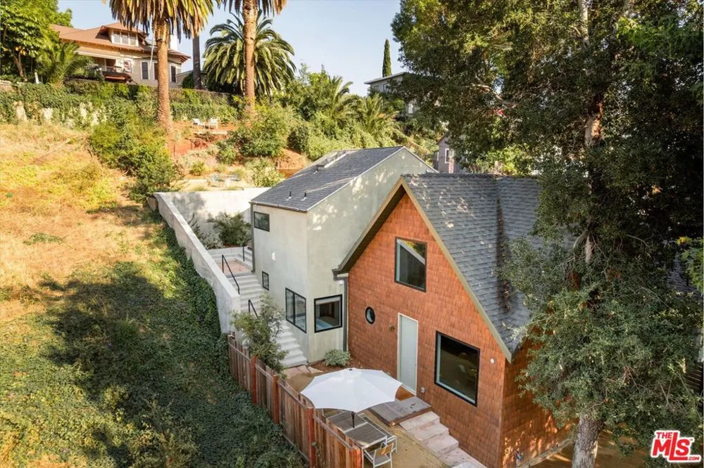 1000 Myra Avenue Los Angeles, CA 90029