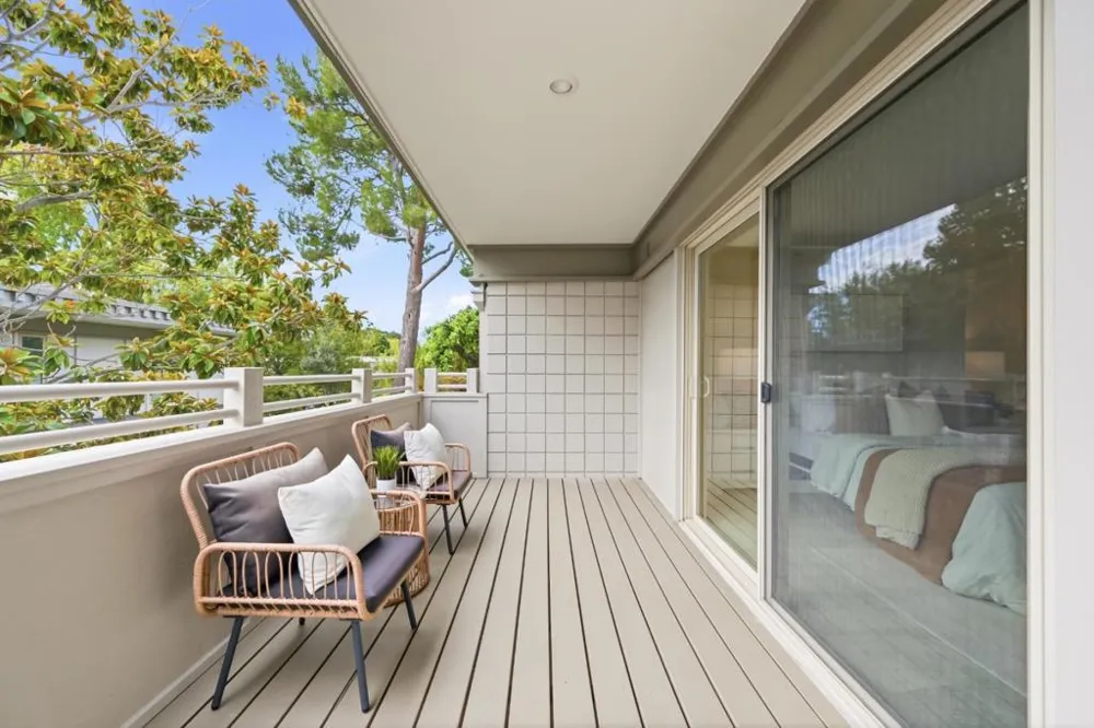 30 Los Altos Square Los Altos, CA 94022