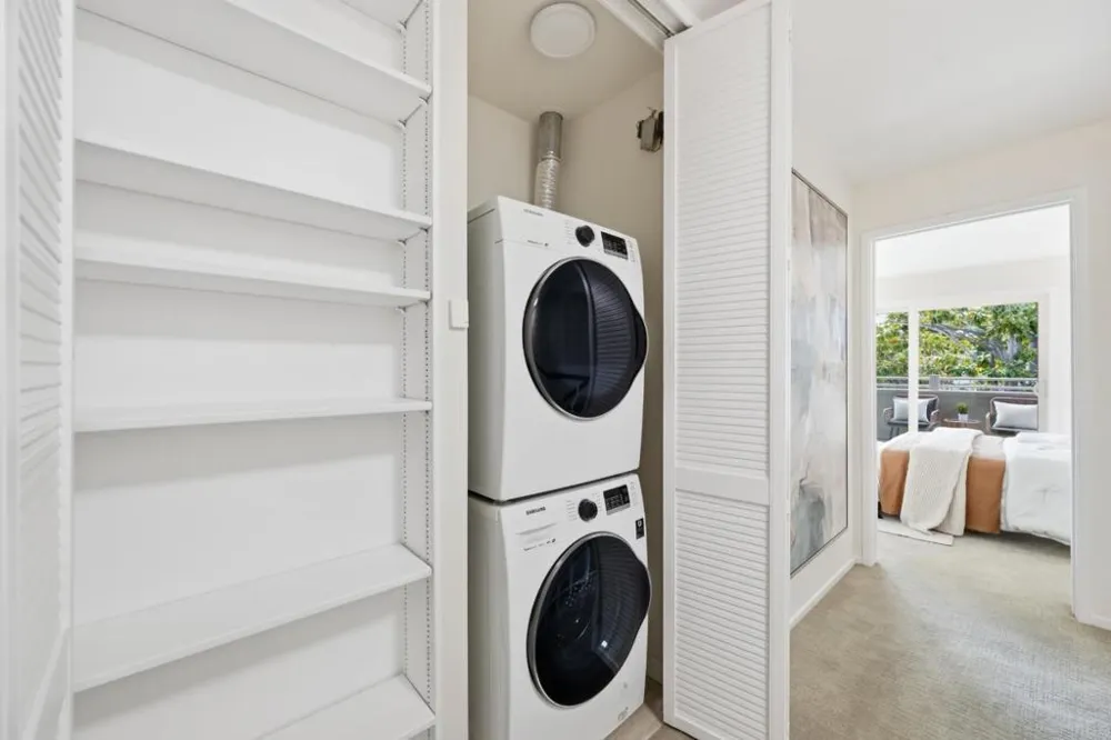 30 Los Altos Square Los Altos, CA 94022