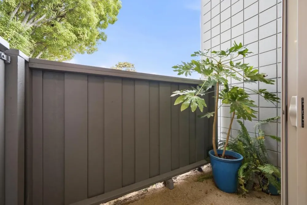 30 Los Altos Square Los Altos, CA 94022