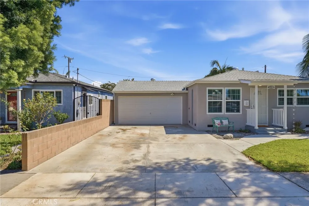 14520 Cornuta Bellflower, CA 90706