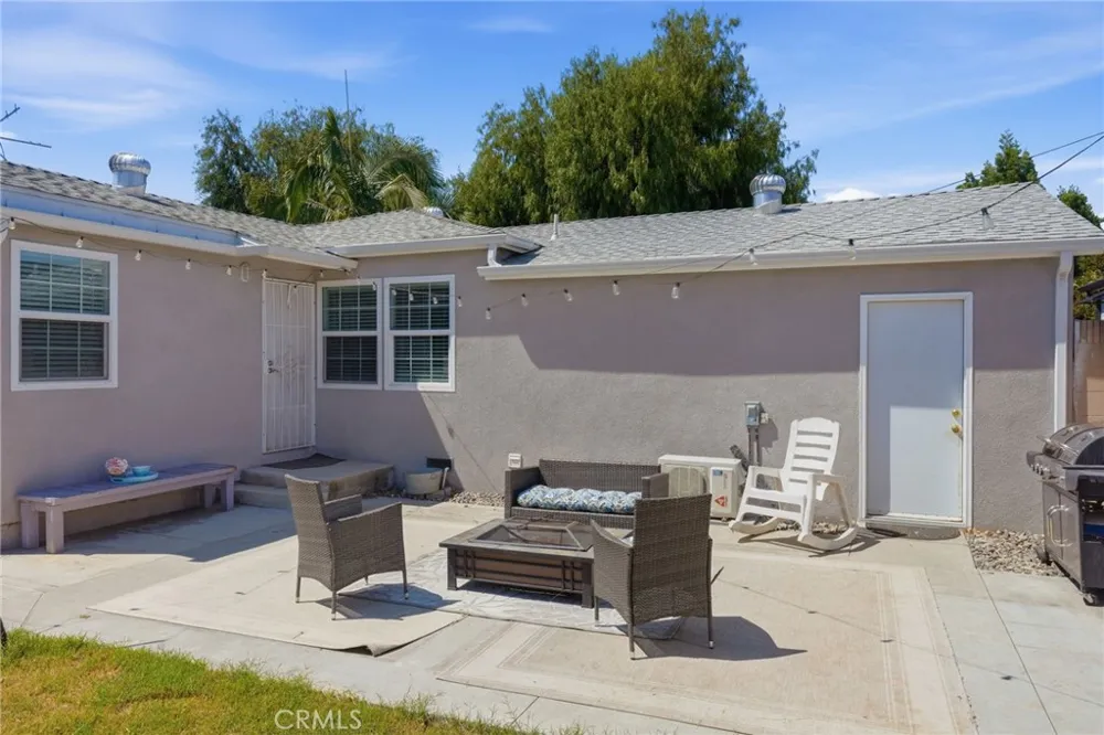 14520 Cornuta Bellflower, CA 90706