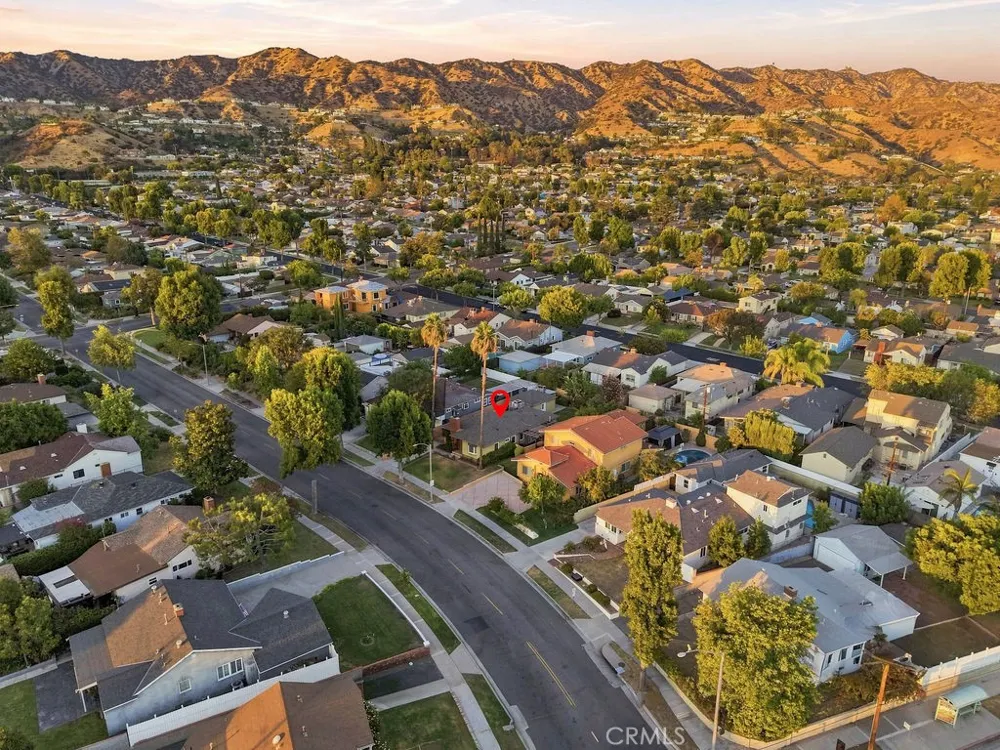 2812 Buena Vista Street Burbank, CA 91504