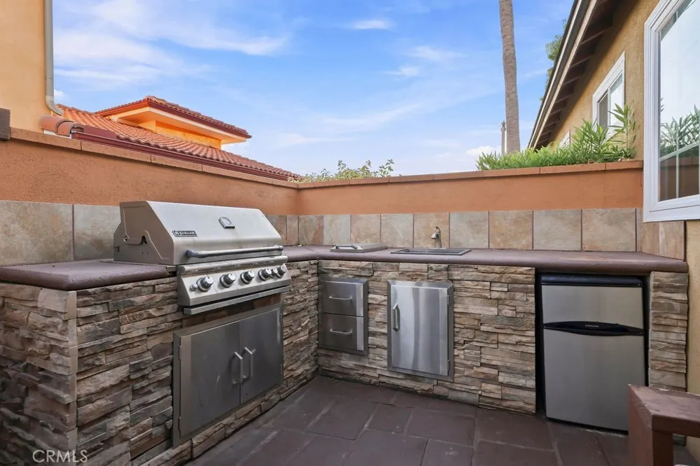 2812 Buena Vista Street Burbank, CA 91504