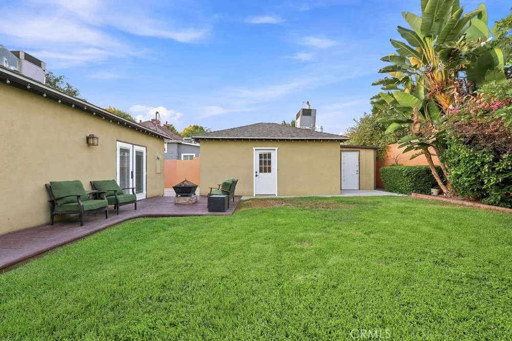 2812 Buena Vista Street Burbank, CA 91504