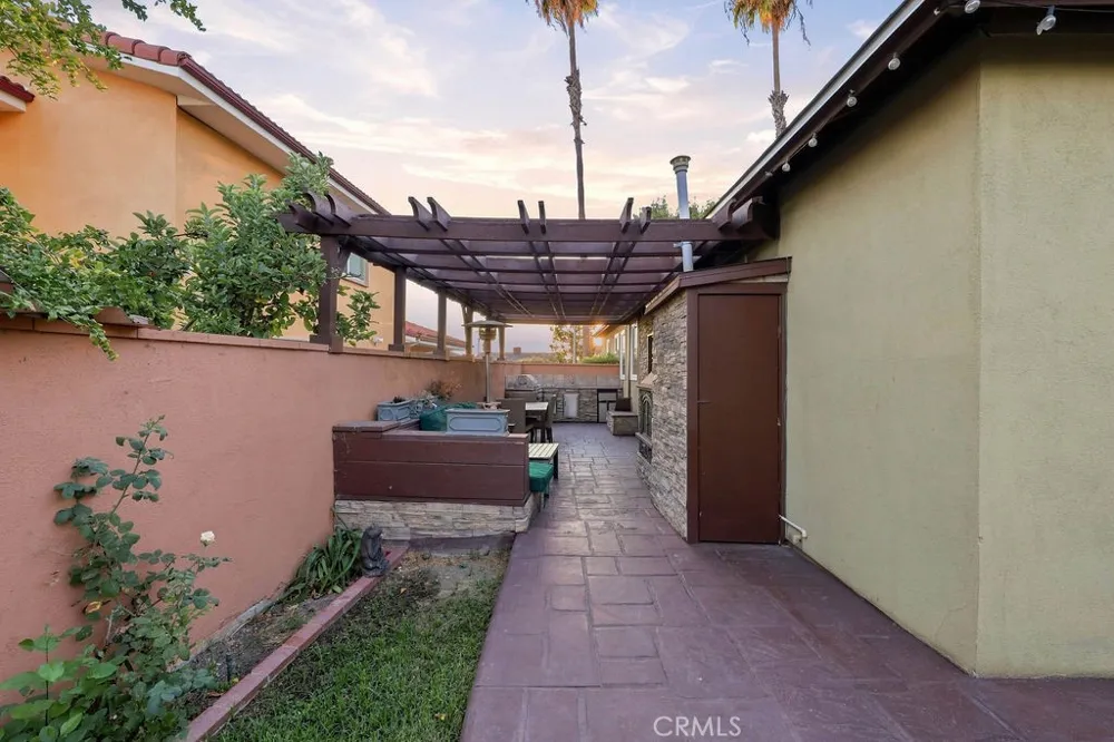2812 Buena Vista Street Burbank, CA 91504