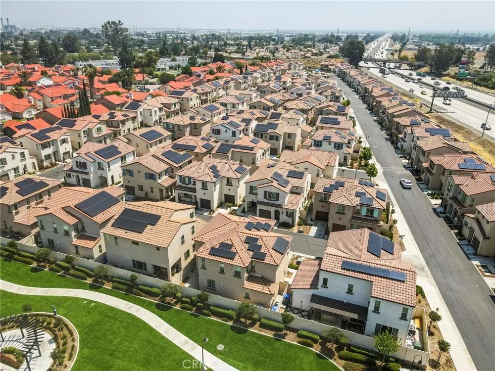1927 S Apple Tree San Bernardino, CA 92408