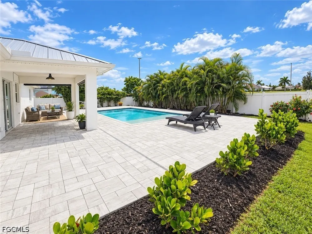NW 31st Place Cape Coral, FL 33993