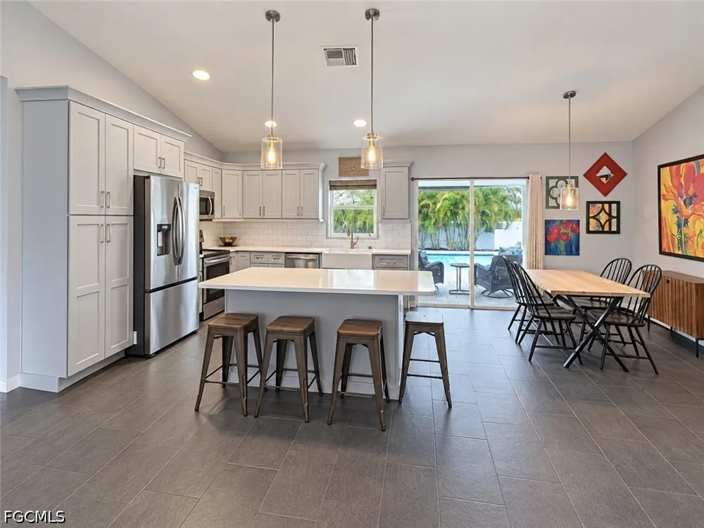 NW 31st Place Cape Coral, FL 33993
