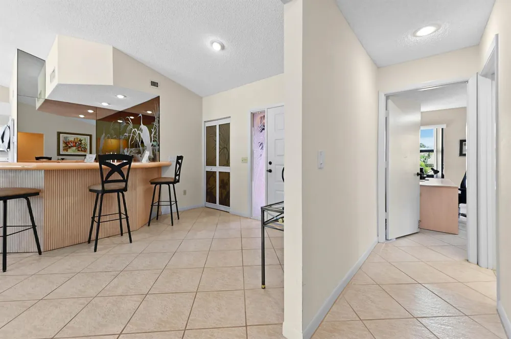 5722 Willow Creek Lane Delray Beach, FL 33484