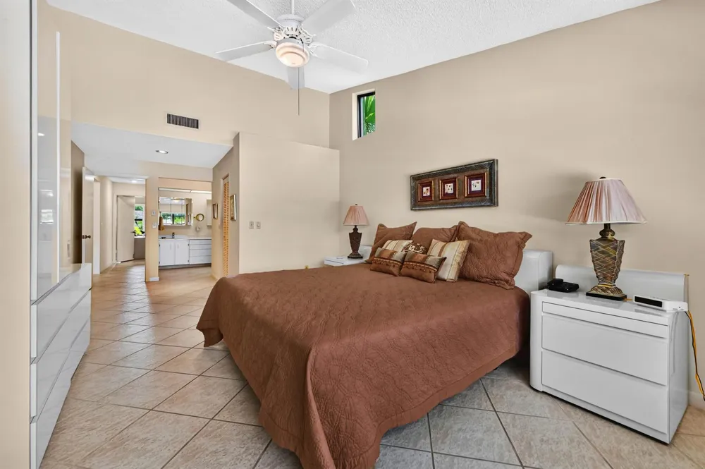 5722 Willow Creek Lane Delray Beach, FL 33484