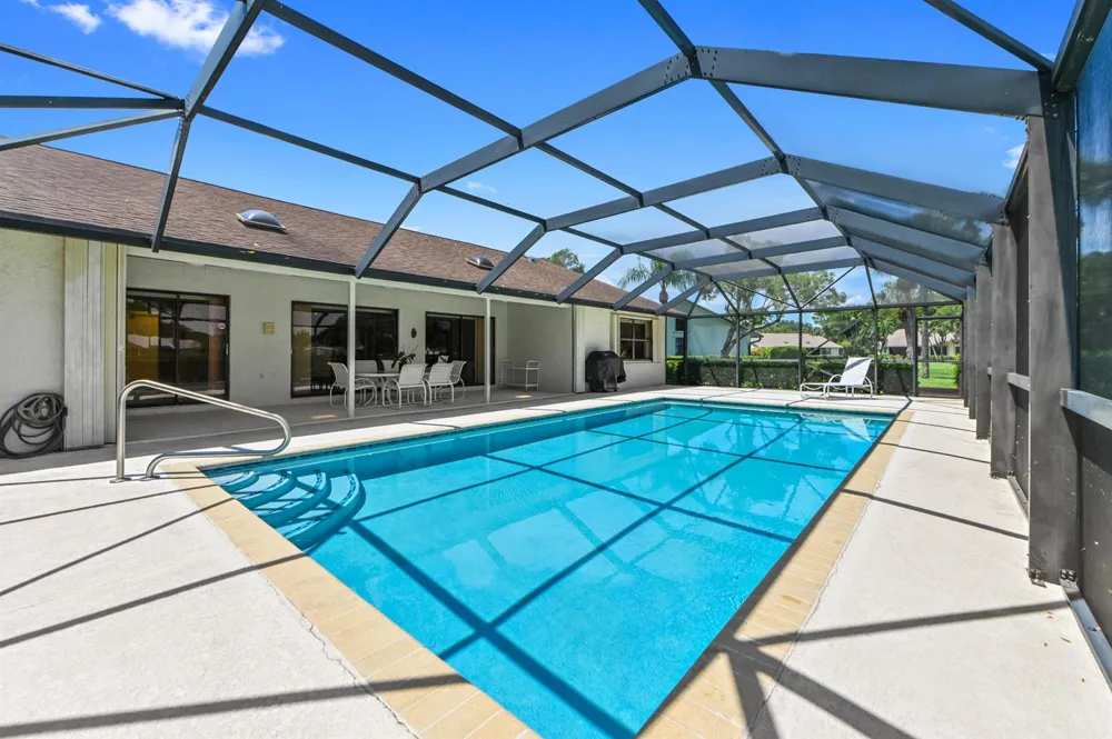 5722 Willow Creek Lane Delray Beach, FL 33484