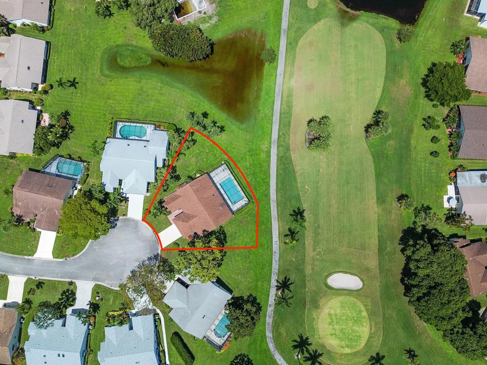 5722 Willow Creek Lane Delray Beach, FL 33484