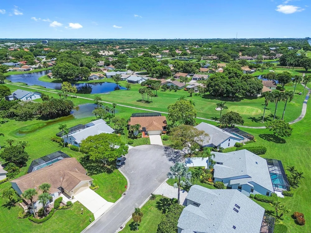 5722 Willow Creek Lane Delray Beach, FL 33484