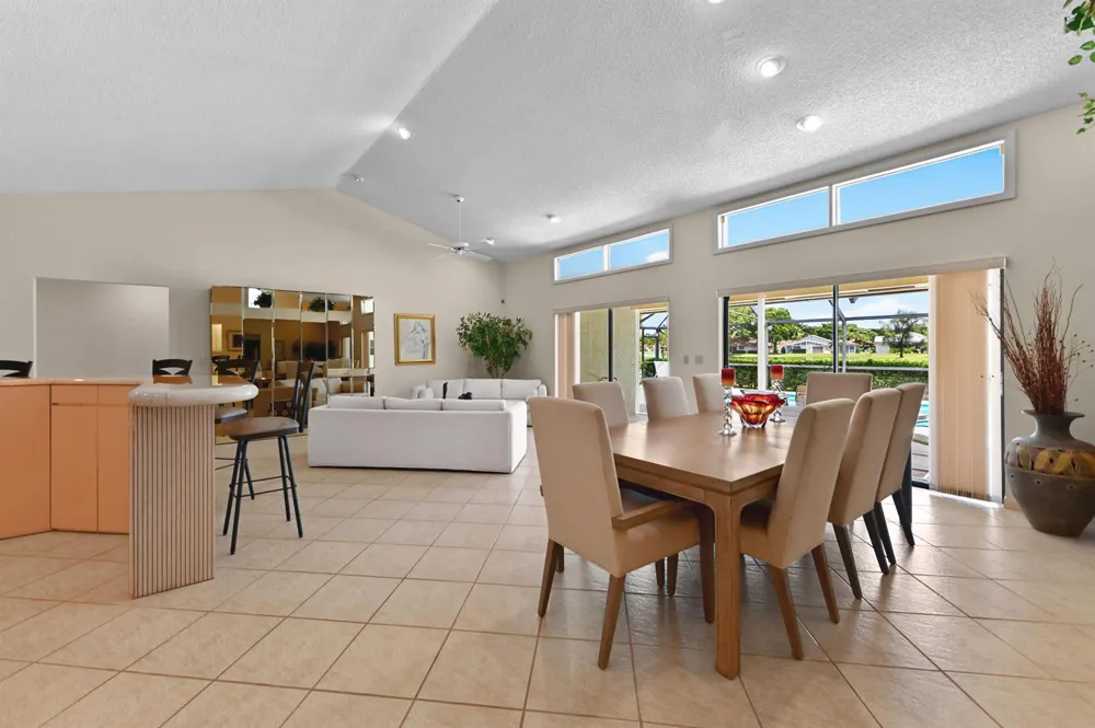 5722 Willow Creek Lane Delray Beach, FL 33484