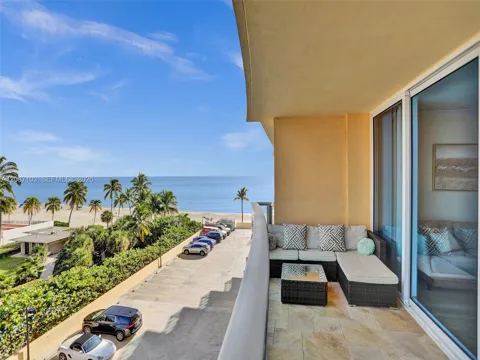 2501 S Ocean Dr #505 (available now)