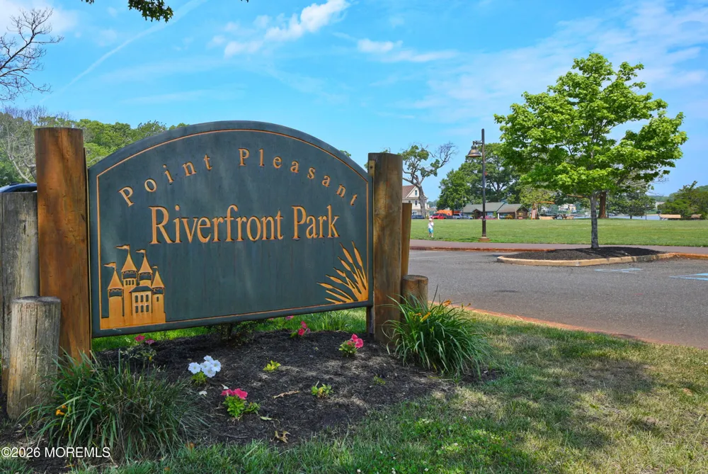 2201 River Road #1303 Point Pleasant, NJ 08742