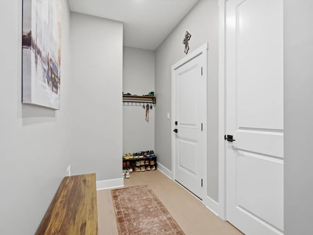 6089 Lincolnshire Drive York Charter Township, MI 48176