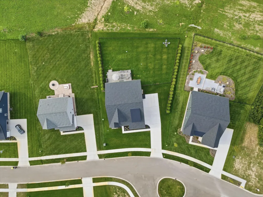 6089 Lincolnshire Drive York Charter Township, MI 48176