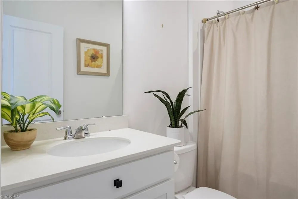 10100 Travis Floyd Lane Charlotte, NC 28214