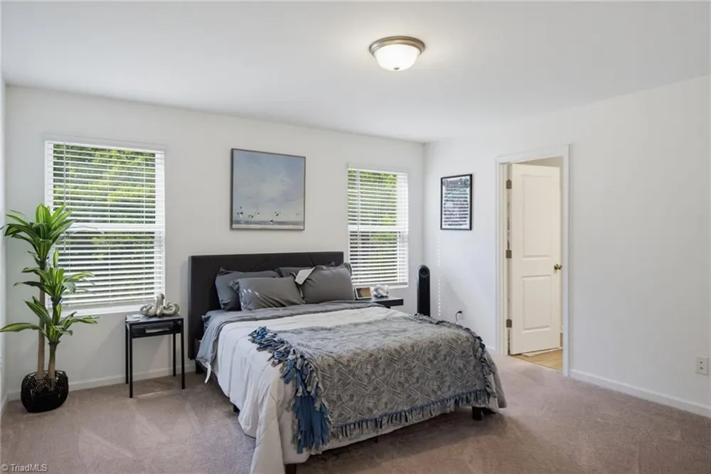 10100 Travis Floyd Lane Charlotte, NC 28214