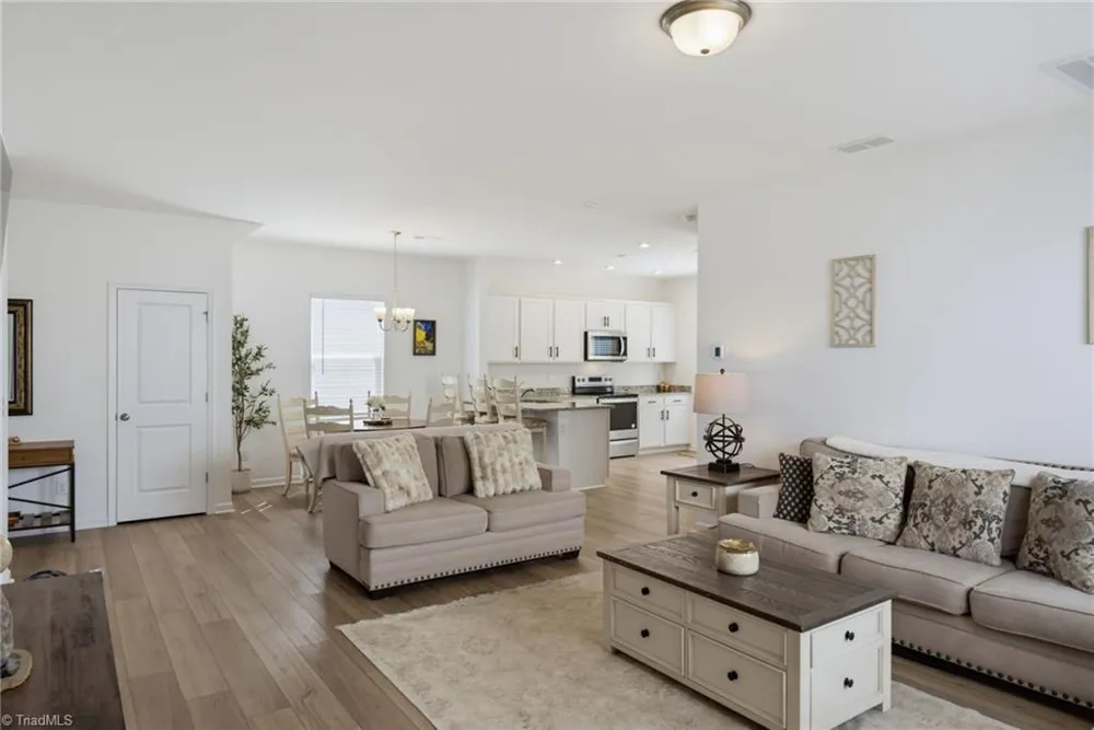 10100 Travis Floyd Lane Charlotte, NC 28214