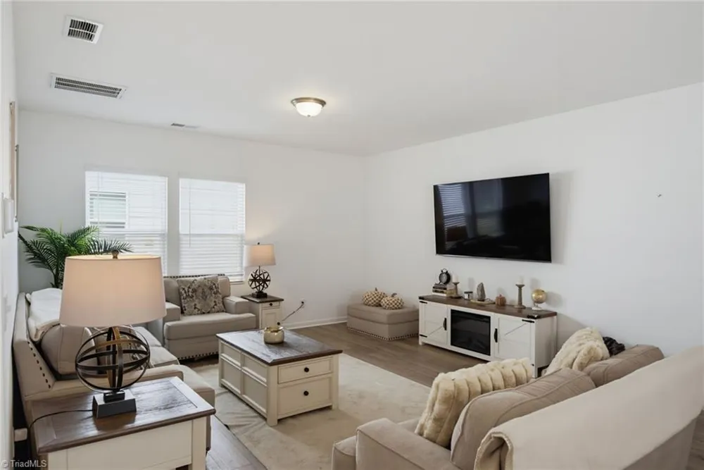 10100 Travis Floyd Lane Charlotte, NC 28214