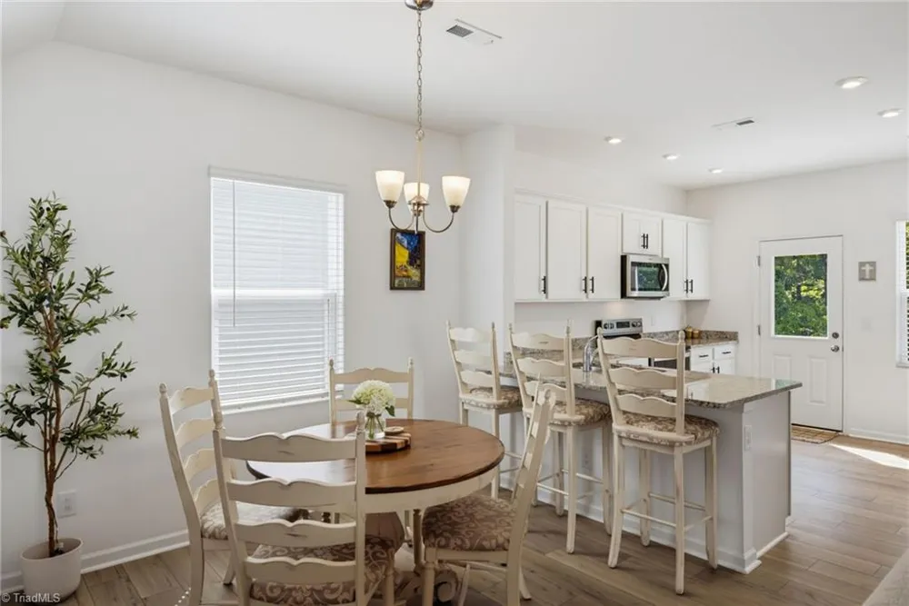 10100 Travis Floyd Lane Charlotte, NC 28214