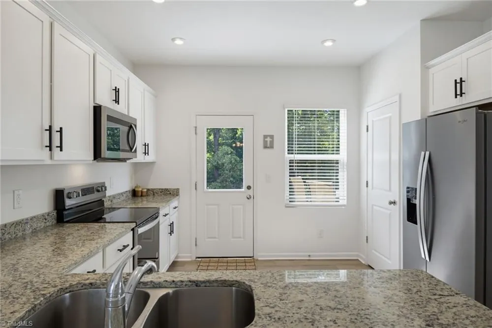 10100 Travis Floyd Lane Charlotte, NC 28214