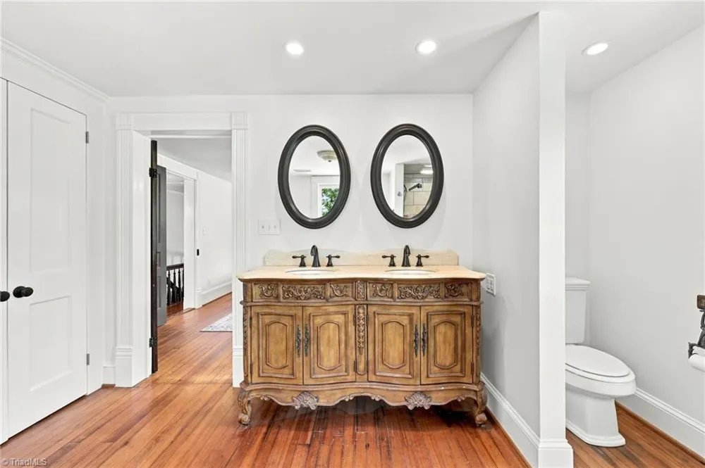 619 W Front Street Burlington, NC 27215