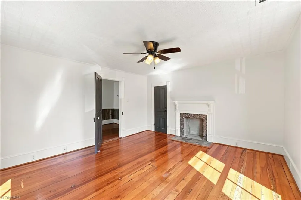 619 W Front Street Burlington, NC 27215