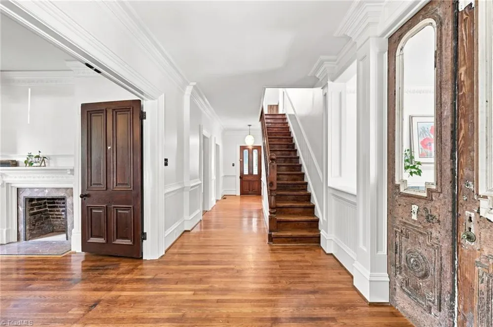 619 W Front Street Burlington, NC 27215