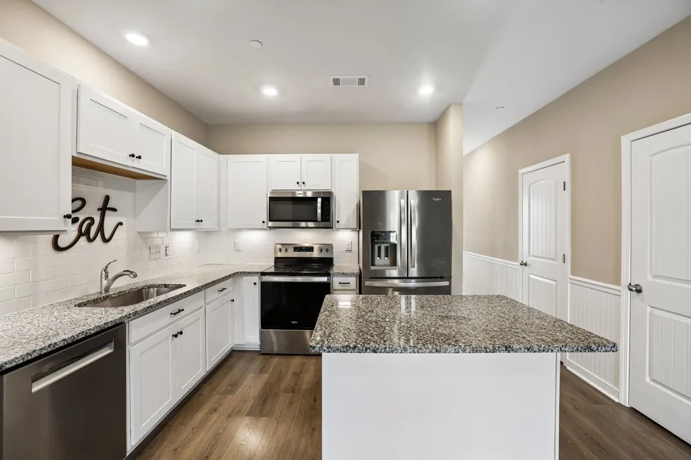 136 Grayson Cir Chapel Hill, TN 37034