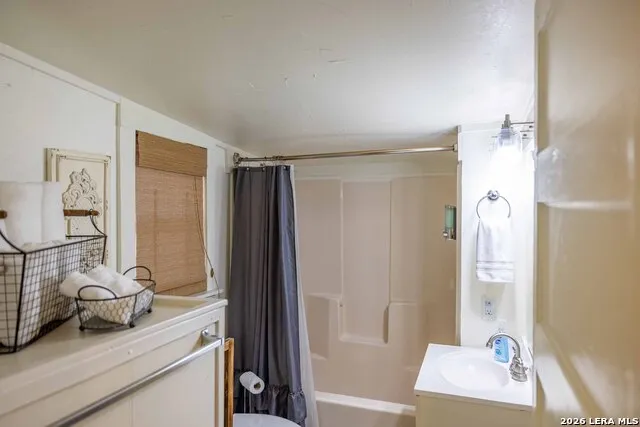 507 W San Antonio Boerne, TX 78006