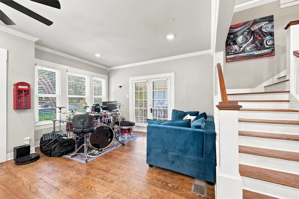 2716 Sanger Avenue Waco, TX 76707
