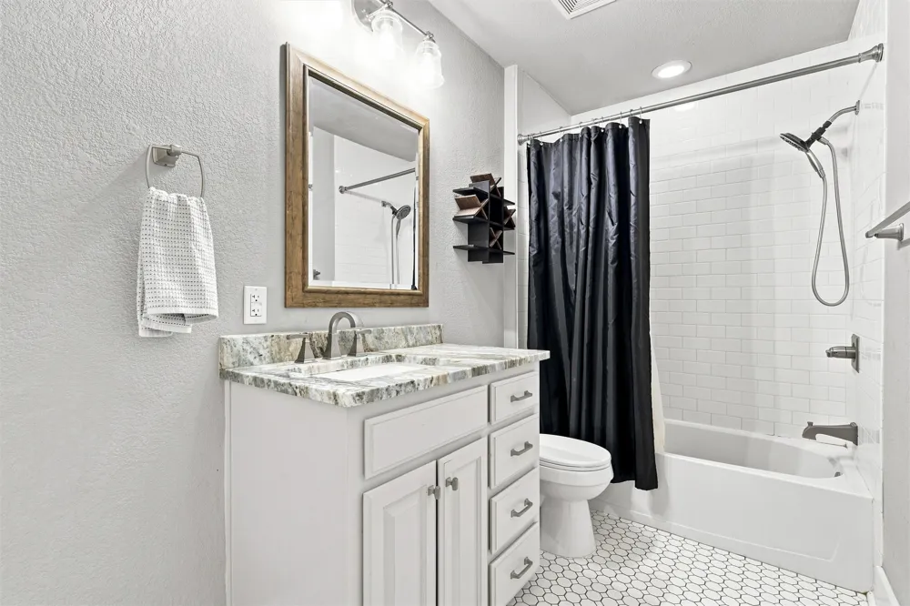 2716 Sanger Avenue Waco, TX 76707
