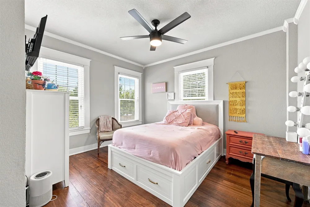2716 Sanger Avenue Waco, TX 76707